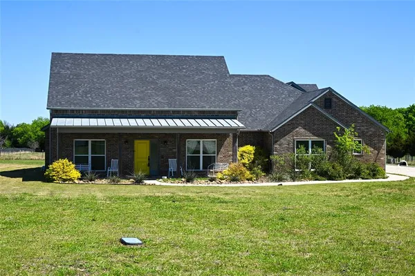 $640,000 | 4299 County Road 1098, Celeste, TX 75423