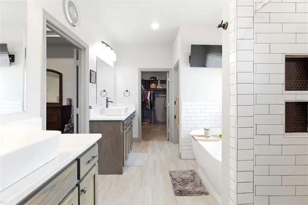 $640,000 | 4299 County Road 1098, Celeste, TX 75423