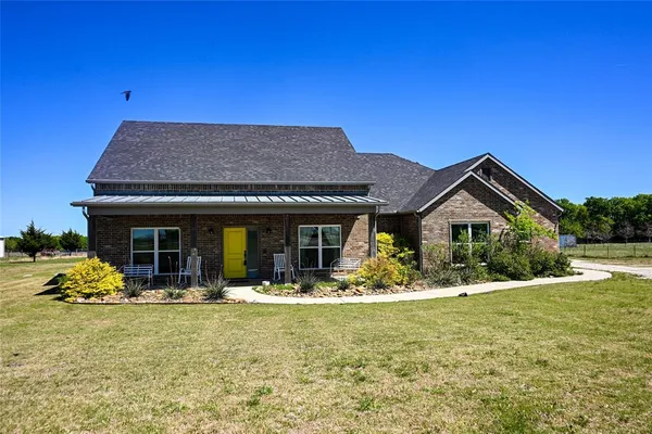 $640,000 | 4299 County Road 1098, Celeste, TX 75423