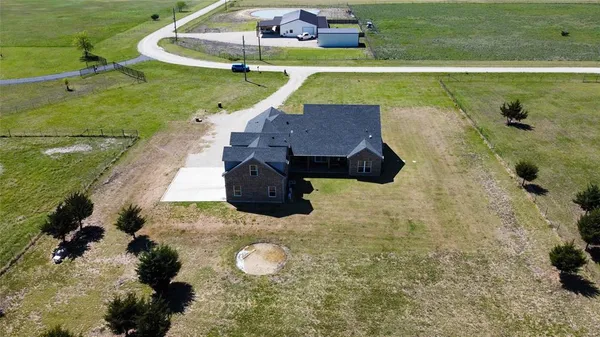 $640,000 | 4299 County Road 1098, Celeste, TX 75423