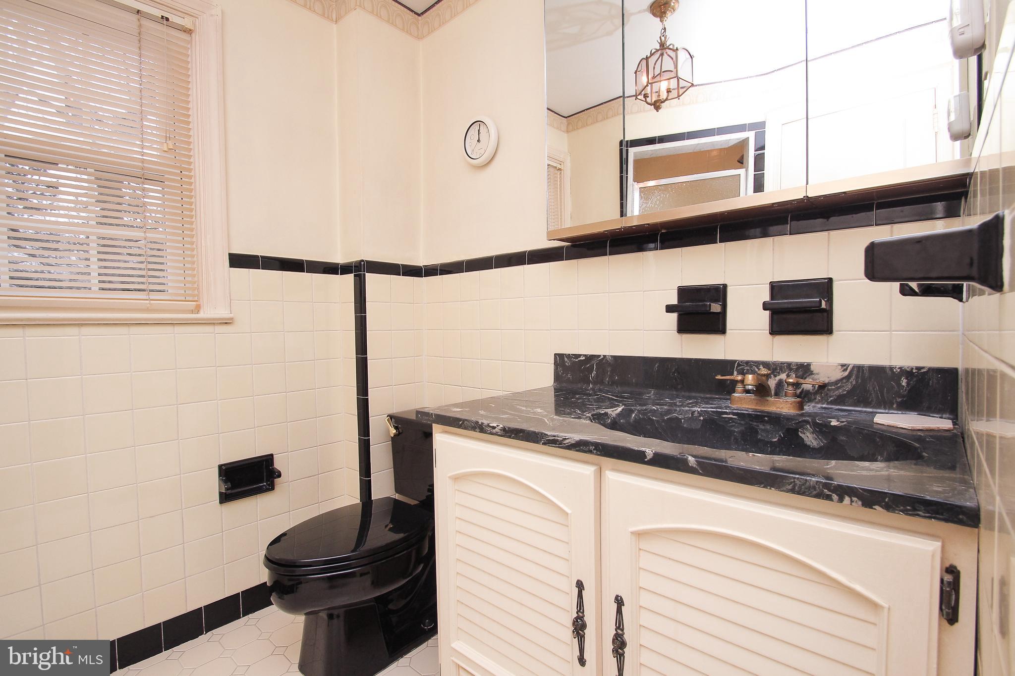 1529 Noble Road Jenkintown, PA 19046 - Photo 19 of 26 Bathroom 2nd floor