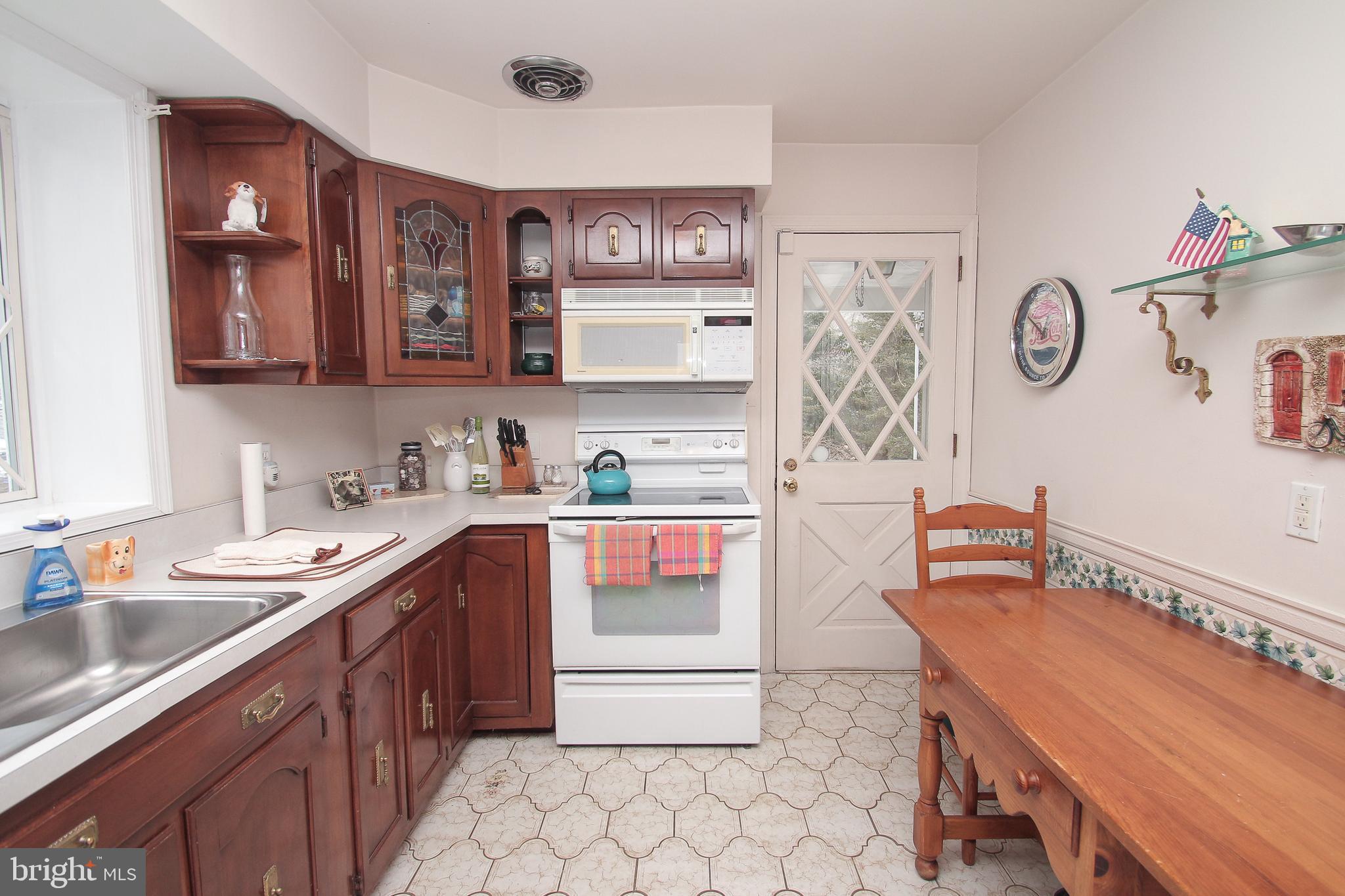 1529 Noble Road Jenkintown, PA 19046 - Photo 7 of 26 Gallery Image 7