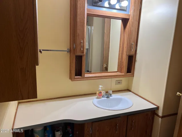 $5,000 | 11101 East University Drive, Unit 240, Apache Junction, AZ 85120