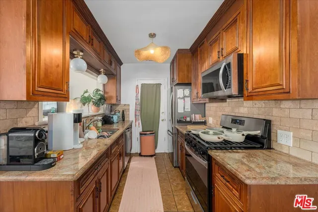 $950,000 | 5159 Inglewood Boulevard, Culver City, CA 90230