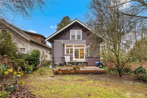 $1,288,000 | 4616 Meridian Avenue North, Seattle, WA 98103
