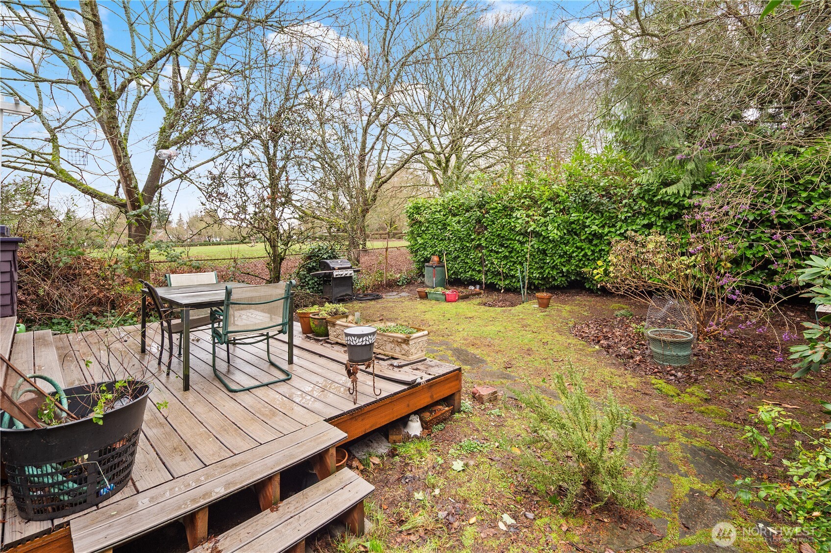 4616 Meridian Avenue North Seattle, WA 98103 - Photo 33 of 39