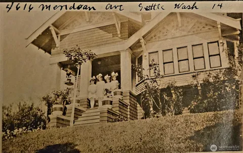 $1,288,000 | 4616 Meridian Avenue North, Seattle, WA 98103