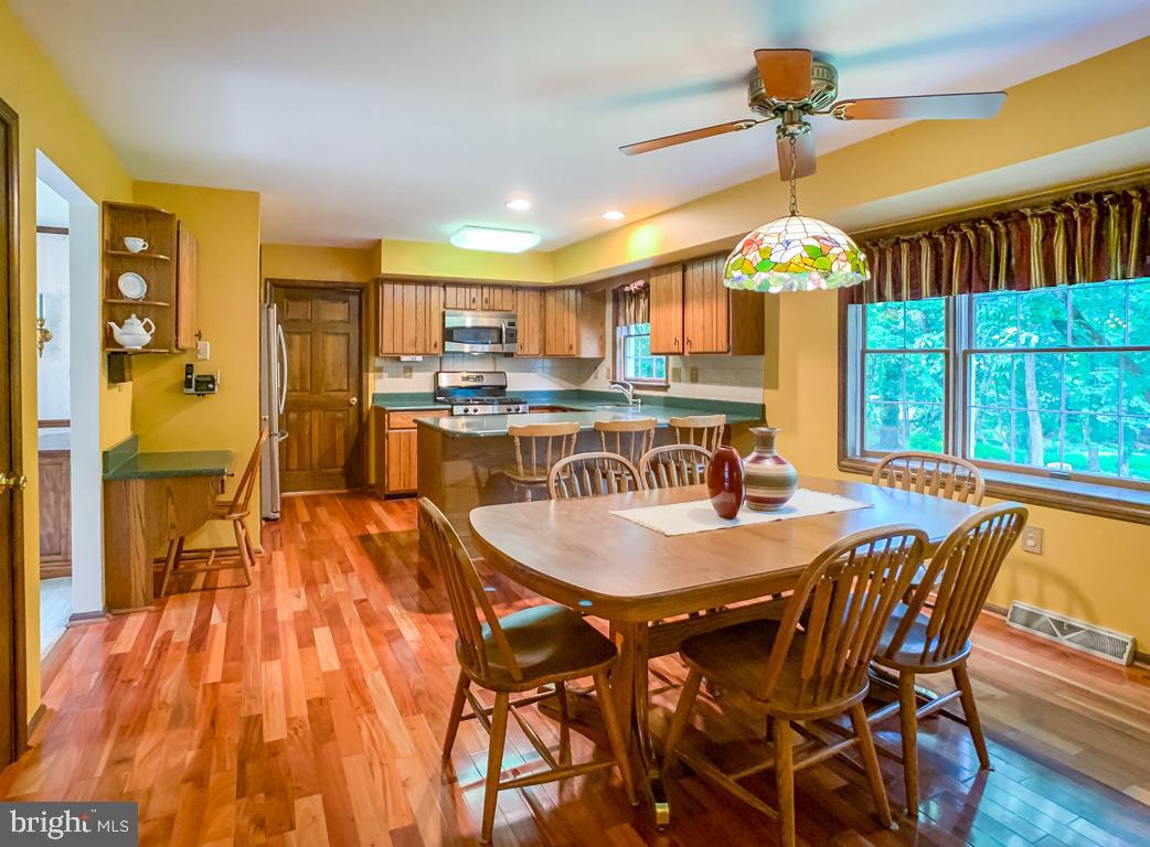 228 Rices Mill Road Wyncote, PA 19095 - Photo 12 of 64 Fabulous Eat-In Kitchen, gorgeous hardwood floors!