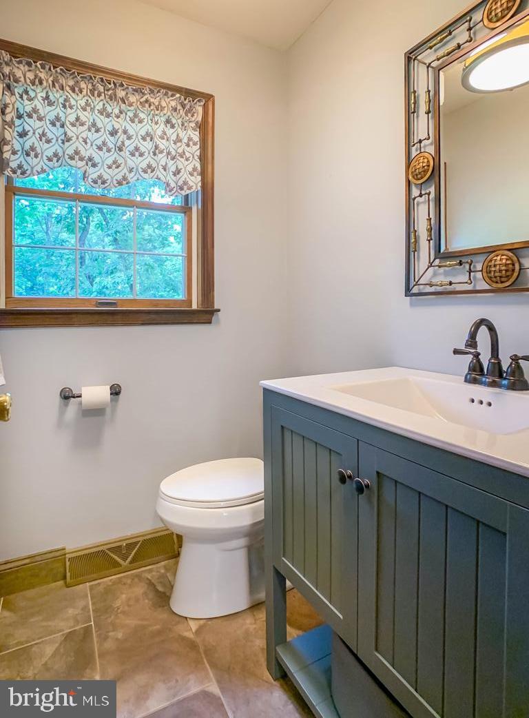 228 Rices Mill Road Wyncote, PA 19095 - Photo 23 of 64 First Floor Powder Room