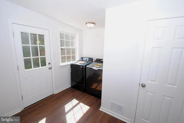 $3,375 | 217 Wood Street, Burlington, NJ 08016