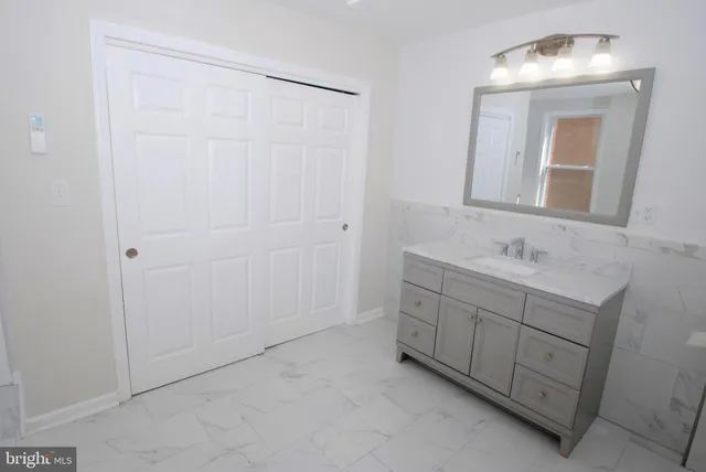 $3,375 | 217 Wood Street, Burlington, NJ 08016