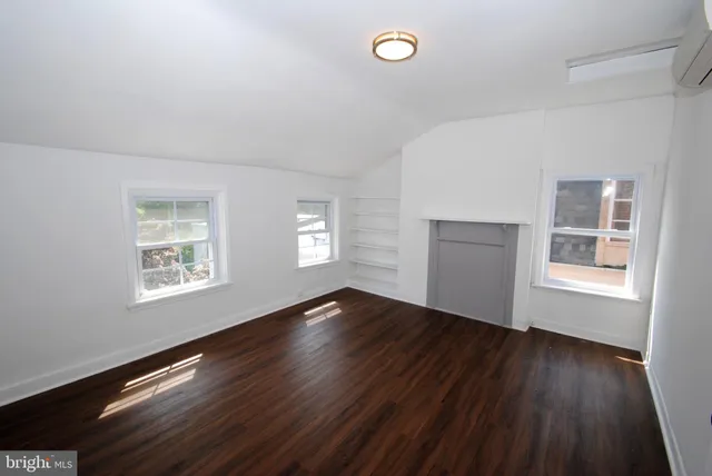 $3,375 | 217 Wood Street, Burlington, NJ 08016