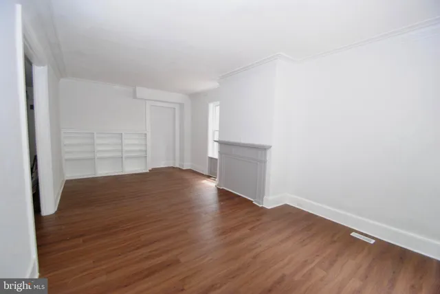 $3,375 | 217 Wood Street, Burlington, NJ 08016