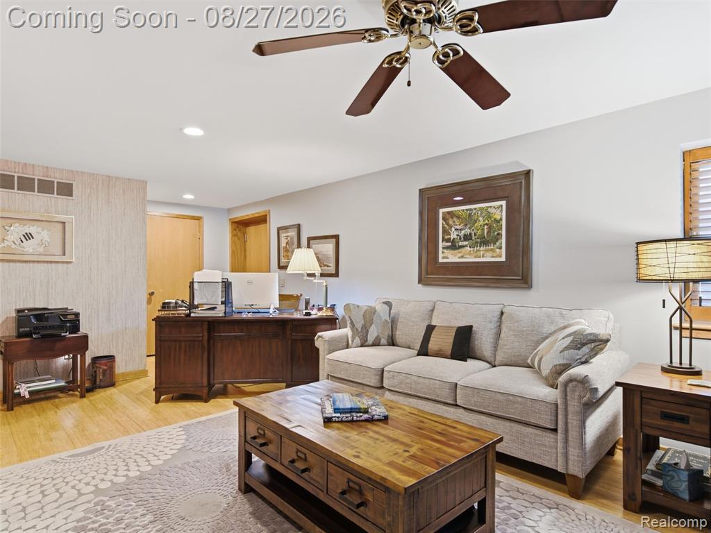 3549 Mann Road Clarkston, MI 48346 - Photo 46 of 63 Gallery Image 46