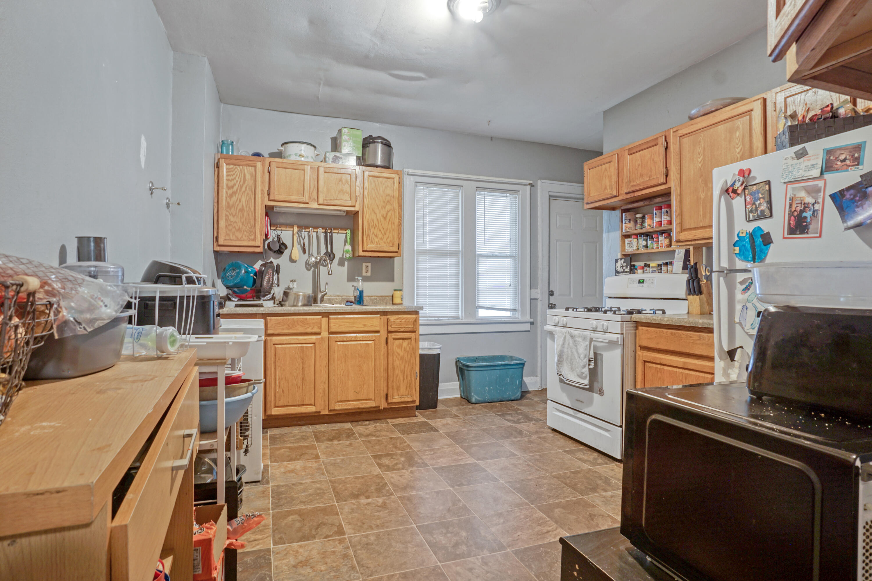 74 West Division Street Fond du Lac, WI 54935 - Photo 16 of 28 DSC03683_54