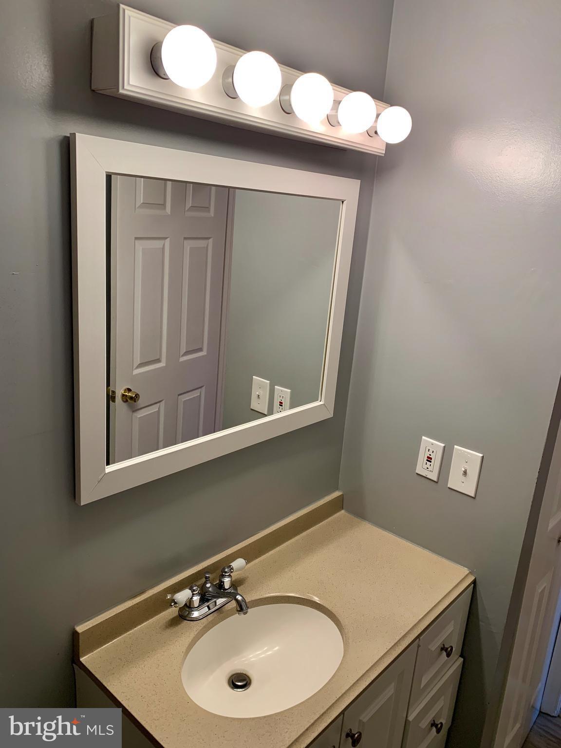 9025 North Laurel Road, Unit I Laurel, MD 20723 - Photo 27 of 38 Full Bath