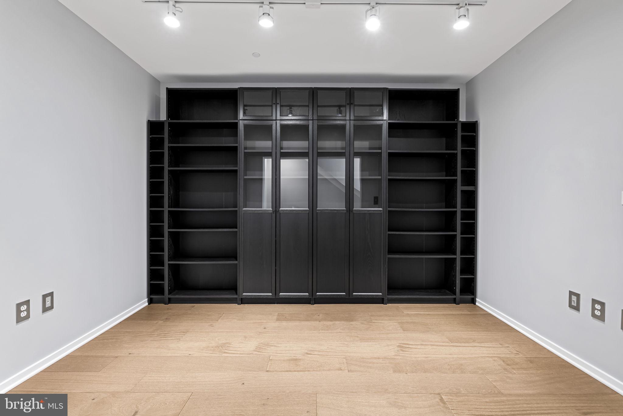 1200 Steuart Street, Unit 1035 Baltimore, MD 21230 - Photo 33 of 96