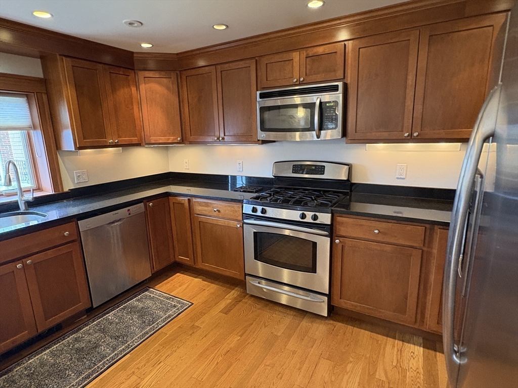 200 Washington Street, Unit 1 Boston, MA 02135 - Photo 4 of 33