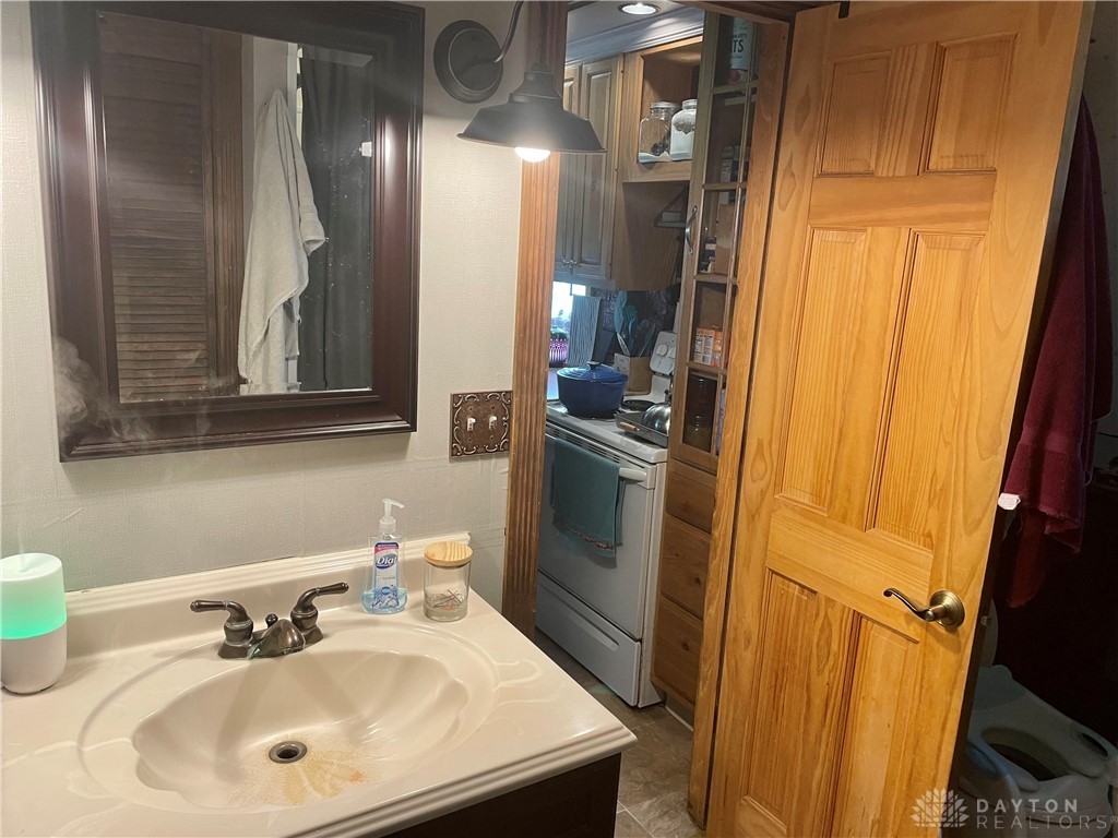 4020 Shields Road Arcanum, OH 45304 - Photo 11 of 33 Gallery Image 11