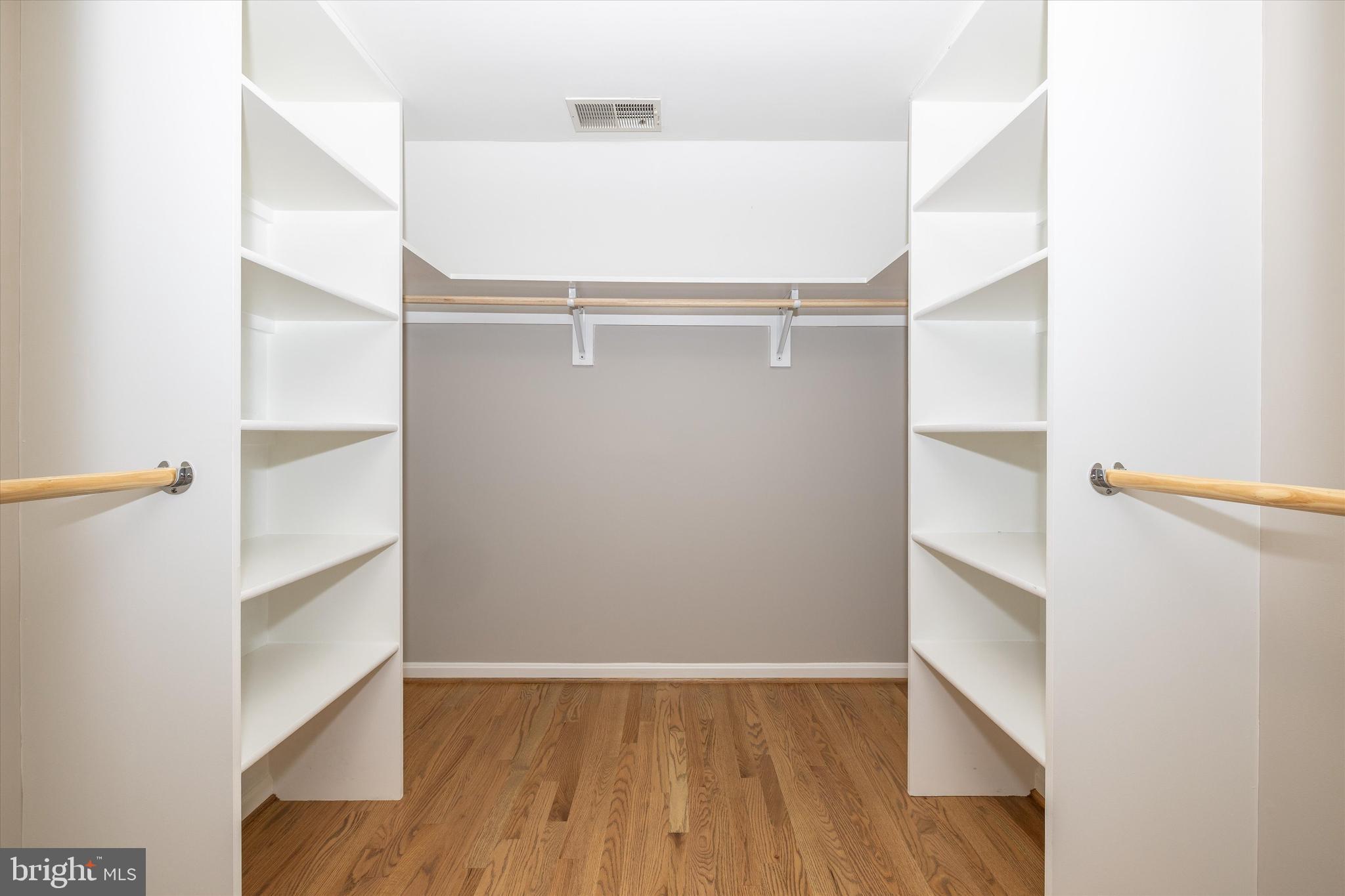 2069 Thurston Road Frederick, MD 21704 - Photo 32 of 73 Walkin 2