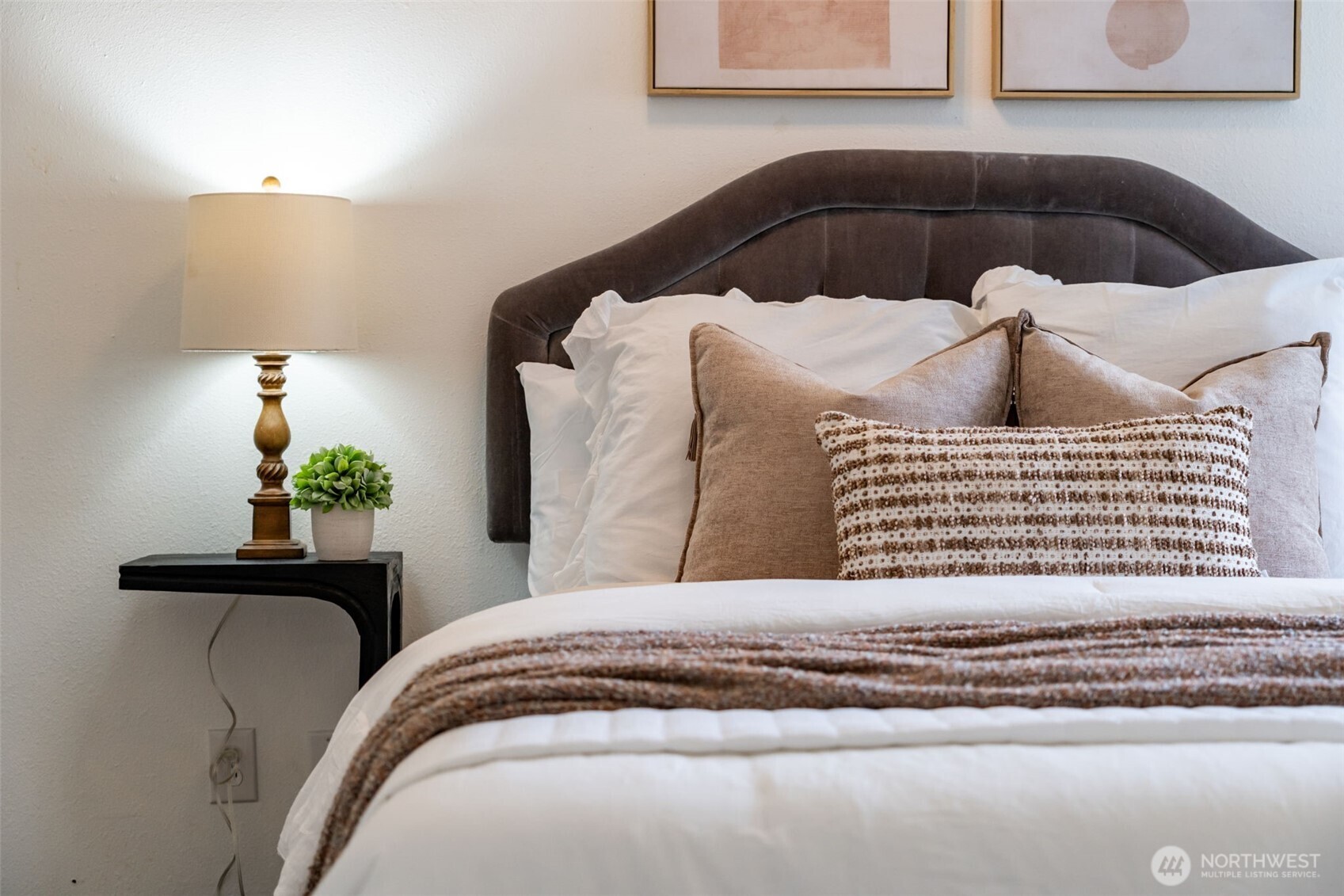 2403 34th Avenue Longview, WA 98632 - Photo 18 of 40 a bedroom with a bed and a window