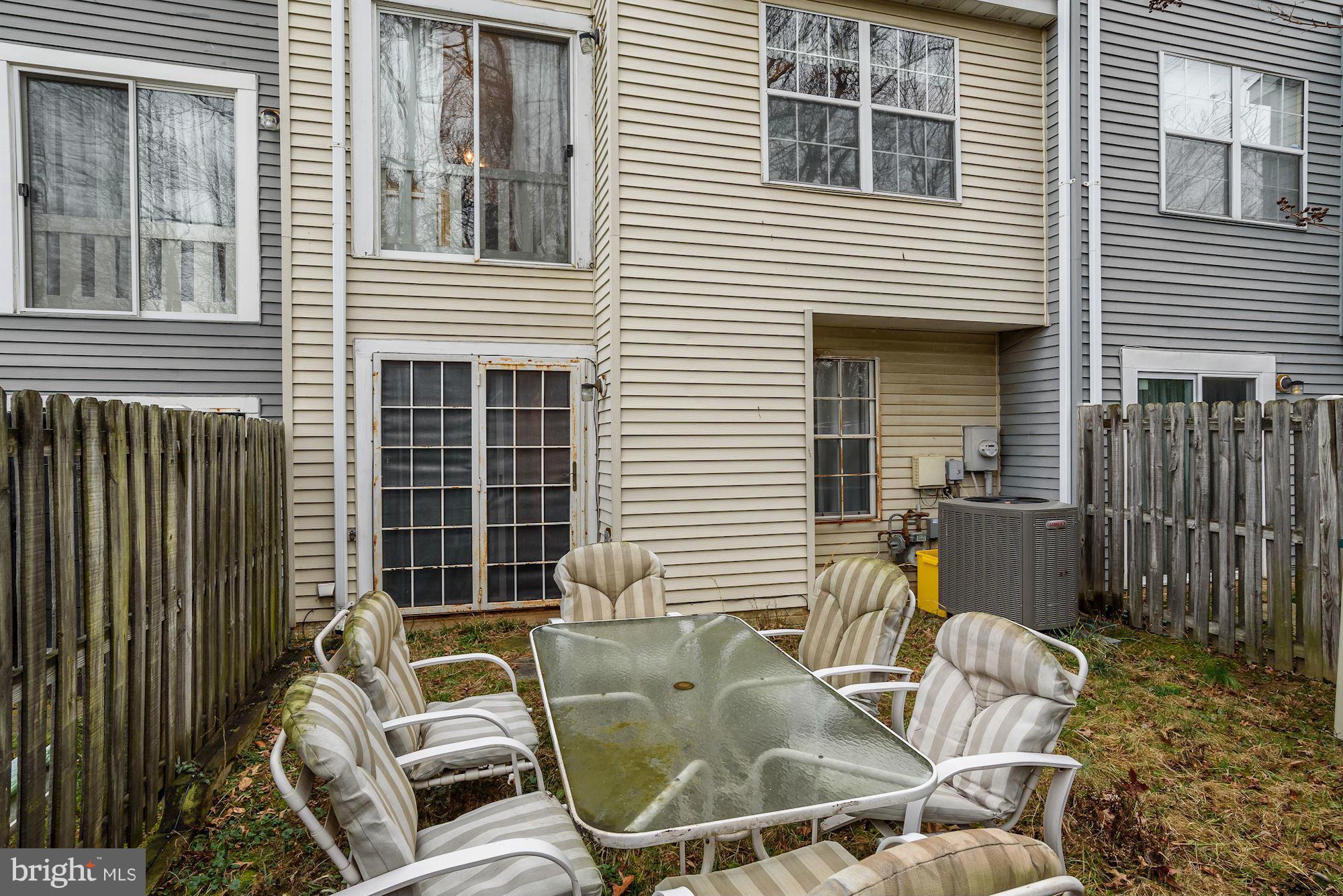 804 Alabaster Court Capitol Heights, MD 20743 - Photo 29 of 30 a view of a chairs and table in the balcony
