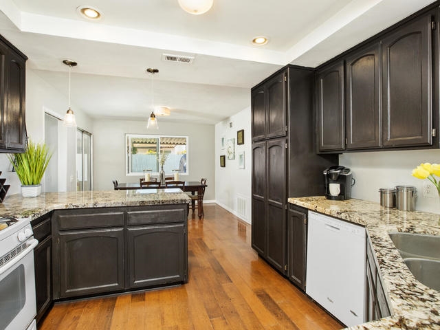 12731 Rios Road San Diego, CA 92128 - Photo 9 of 20