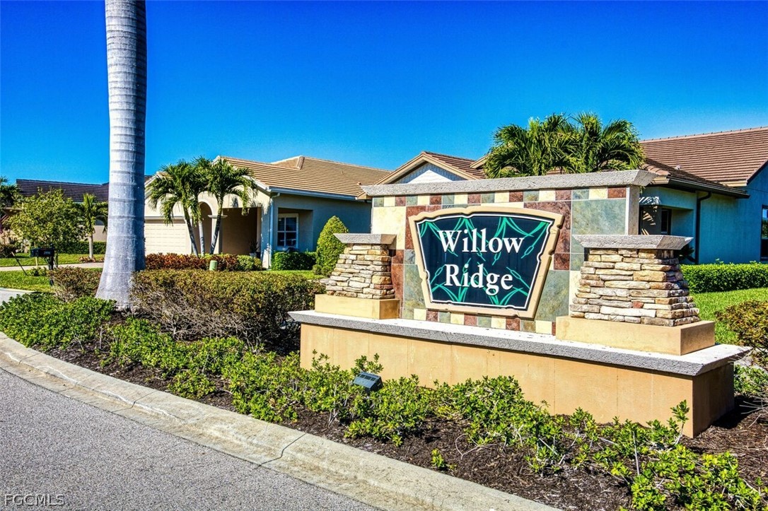 2925 Willow Ridge Court Fort Myers, FL 33905 - Photo 2 of 50