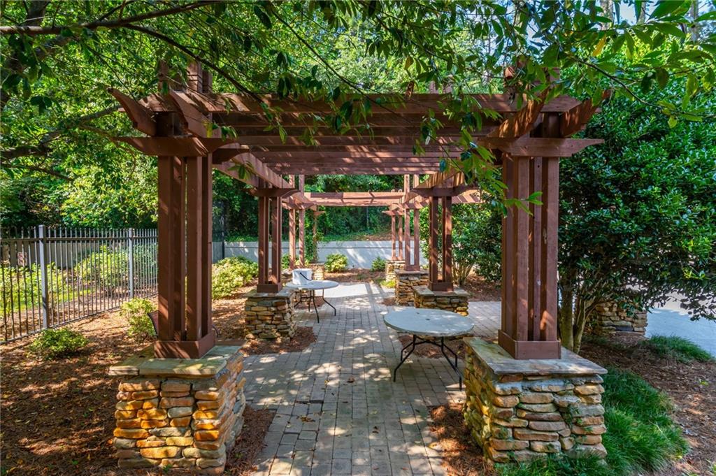 6940 Roswell Road, Unit B4 Sandy Springs, GA 30328 - Photo 31 of 34