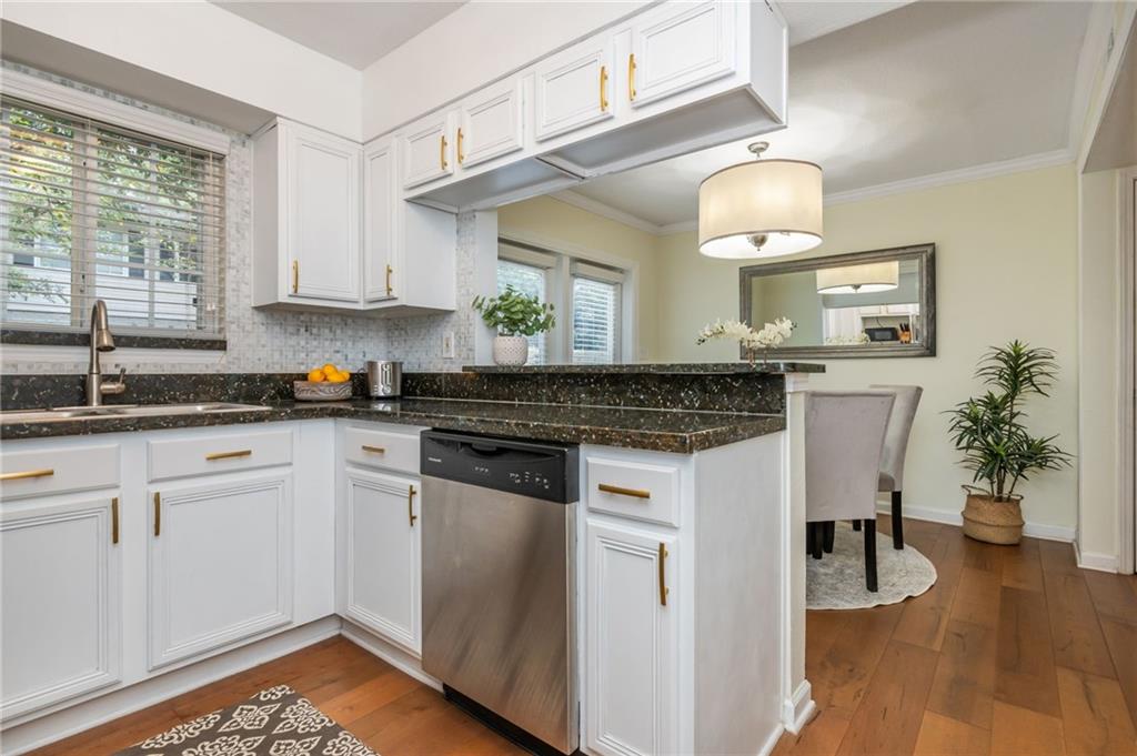 6940 Roswell Road, Unit B4 Sandy Springs, GA 30328 - Photo 9 of 34