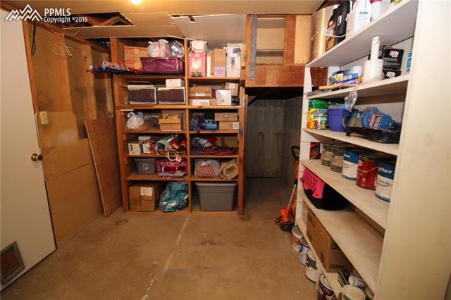 1919 Winston Road Colorado Springs, CO 80909 - Photo 22 of 29