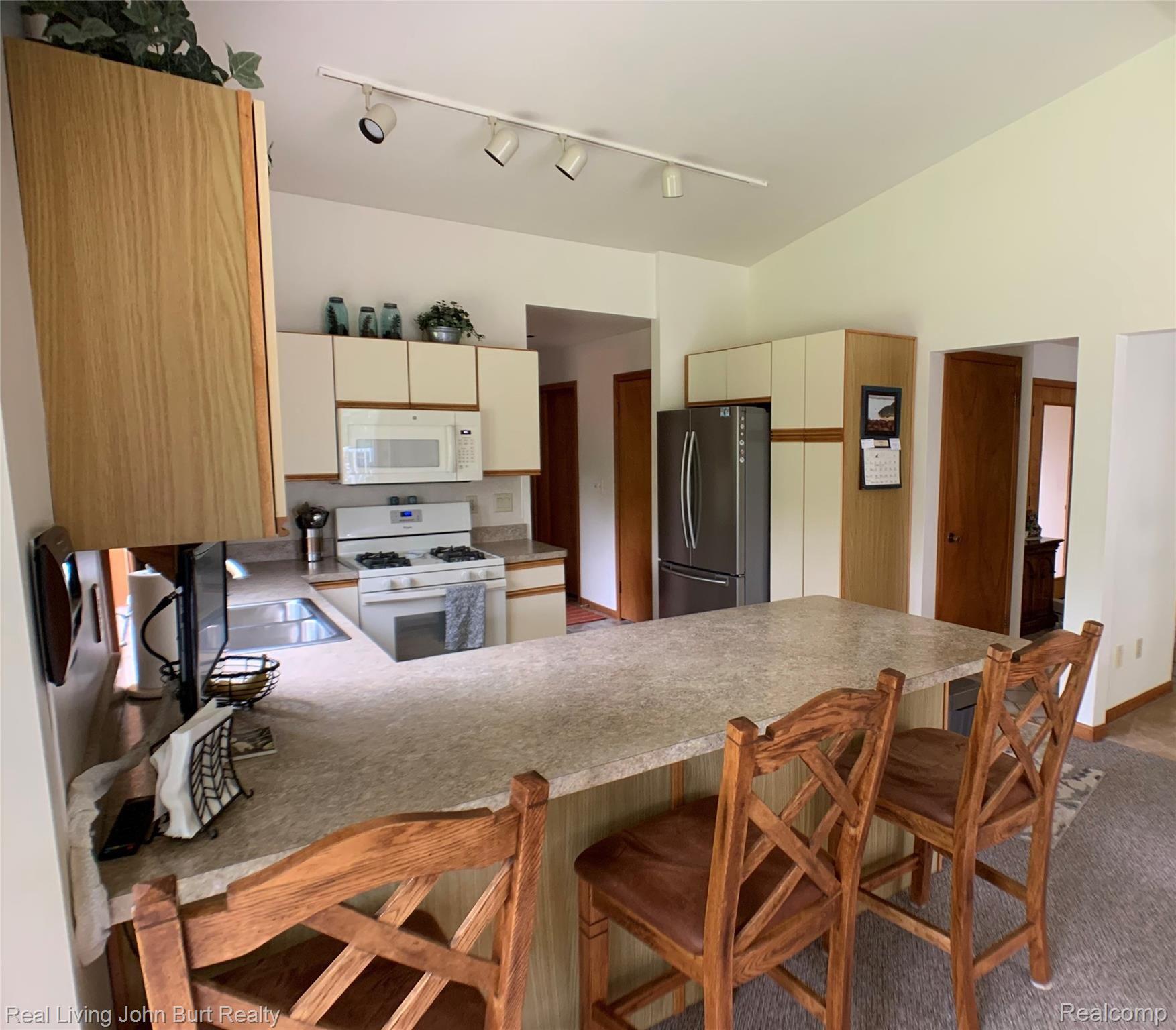 3605 Pratt Road Metamora, MI 48455 - Photo 2 of 31 Kichen 6.JPG