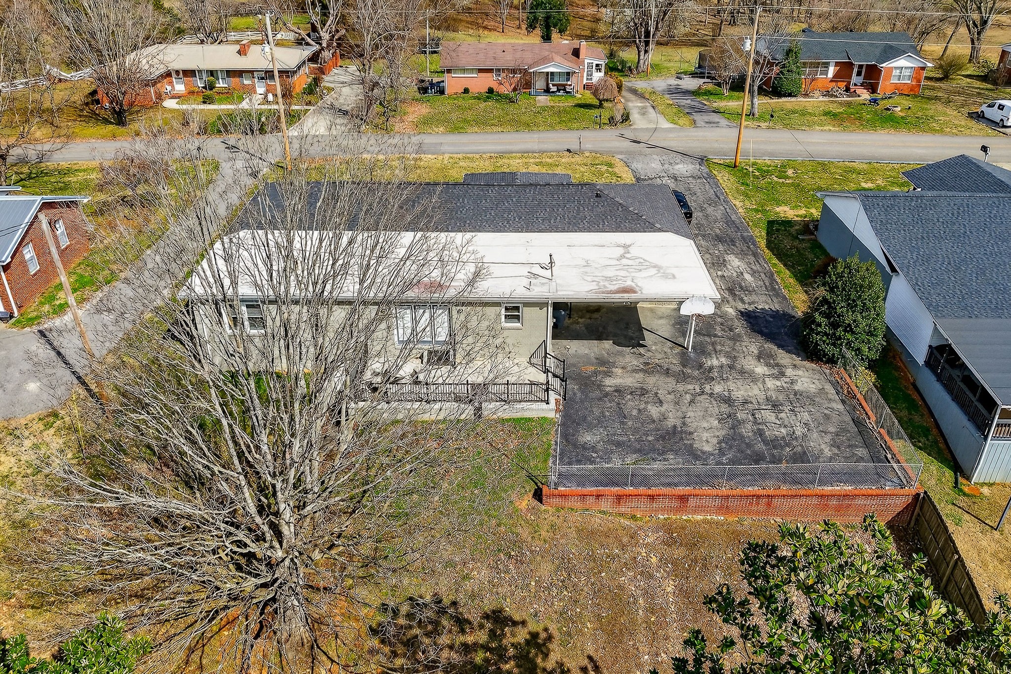 226 Roosevelt Road McMinnville, TN 37110 - Photo 19 of 58