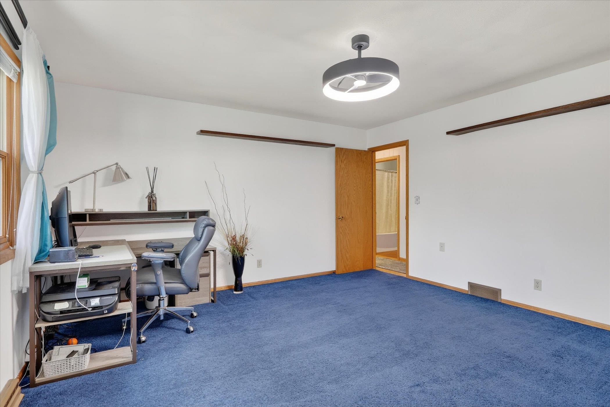 701 North Hill Road Beloit, WI 53511 - Photo 17 of 64