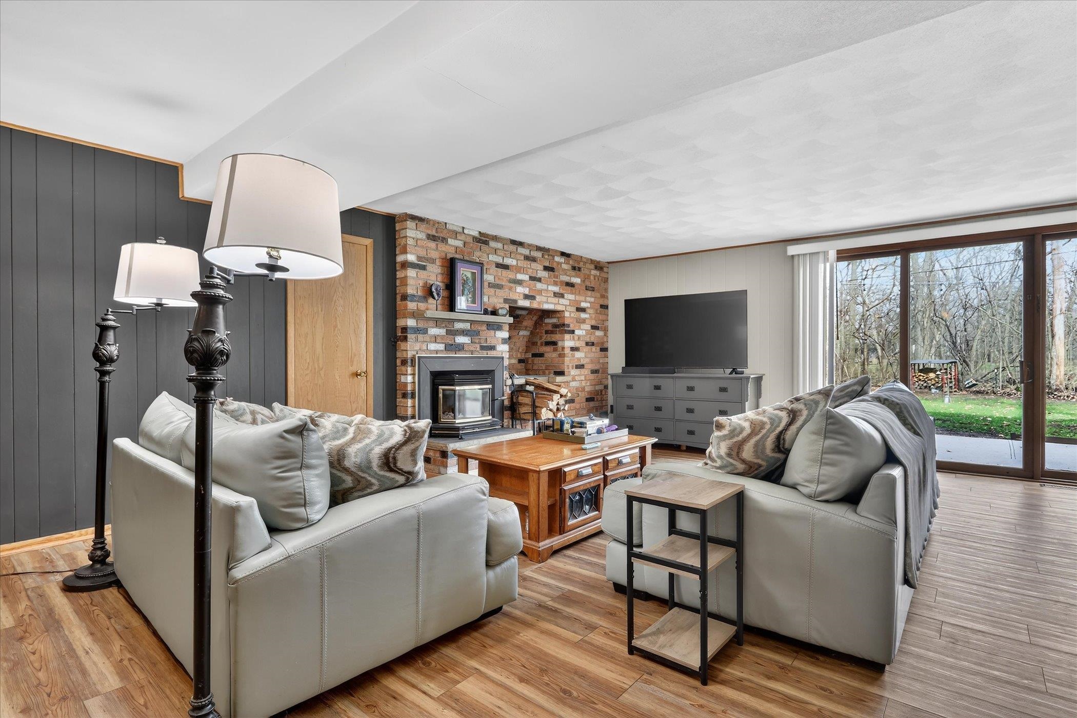 701 North Hill Road Beloit, WI 53511 - Photo 22 of 64