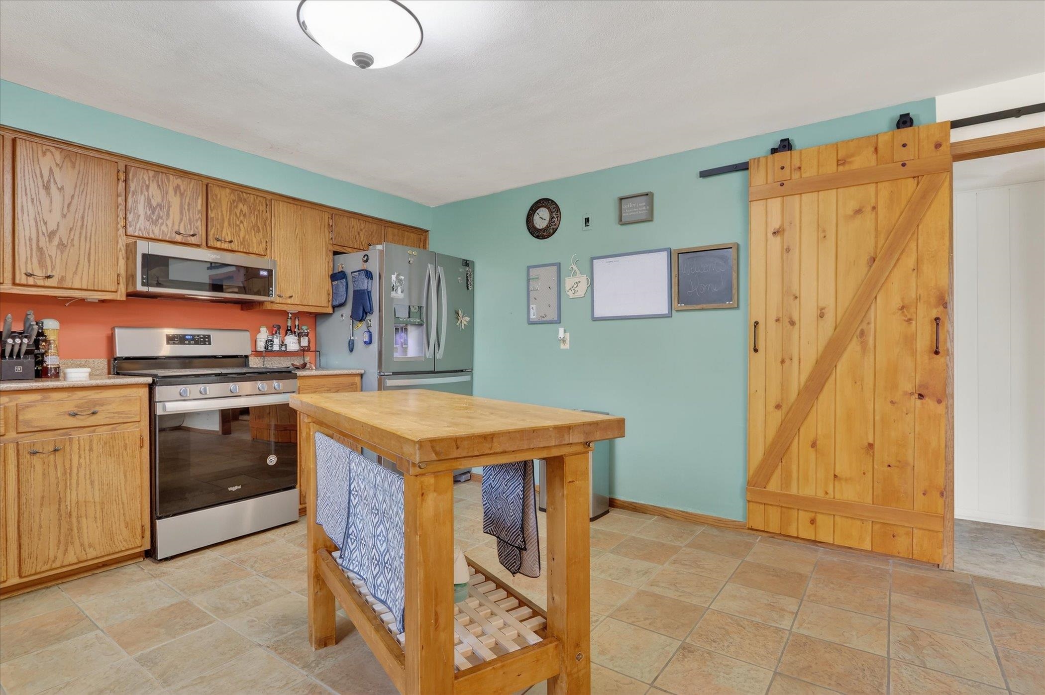 701 North Hill Road Beloit, WI 53511 - Photo 32 of 64