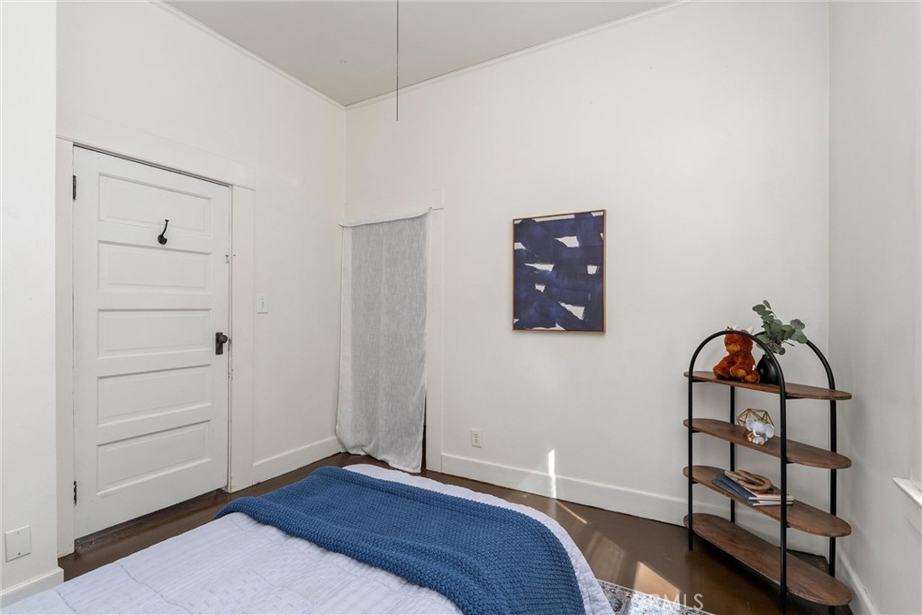 1805 Hemlock Street Chico, CA 95928 - Photo 29 of 61 a bedroom with a bed and a window