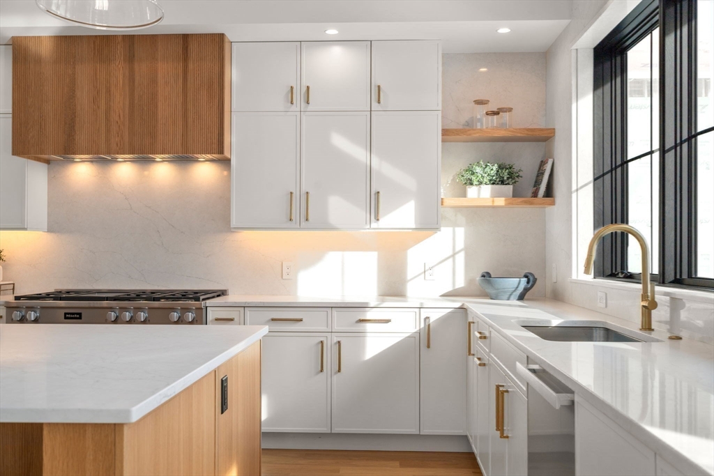 190 Brookline Street Needham, MA 02492 - Photo 13 of 35