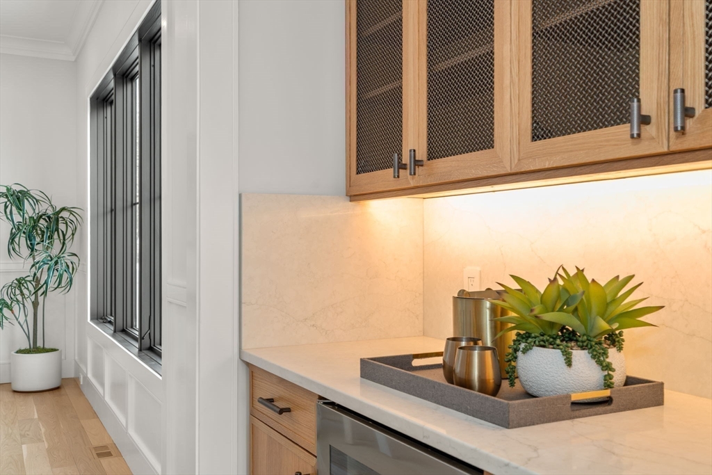 190 Brookline Street Needham, MA 02492 - Photo 18 of 35