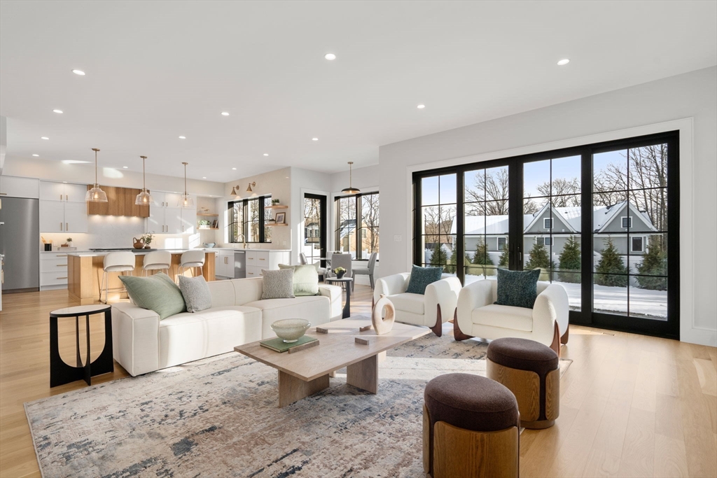 190 Brookline Street Needham, MA 02492 - Photo 6 of 35