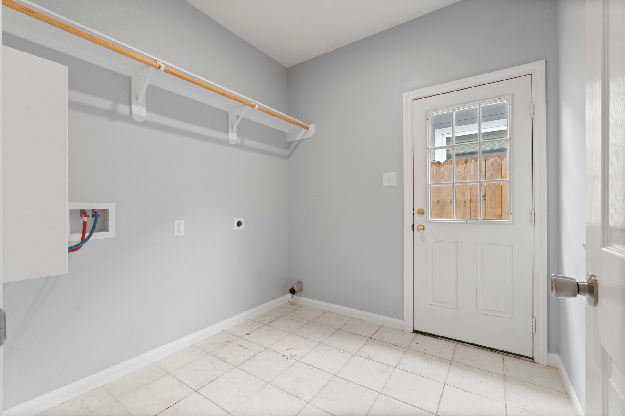 16866 West Hammon Montgomery, TX 77316 - Photo 15 of 21 a view of an empty room