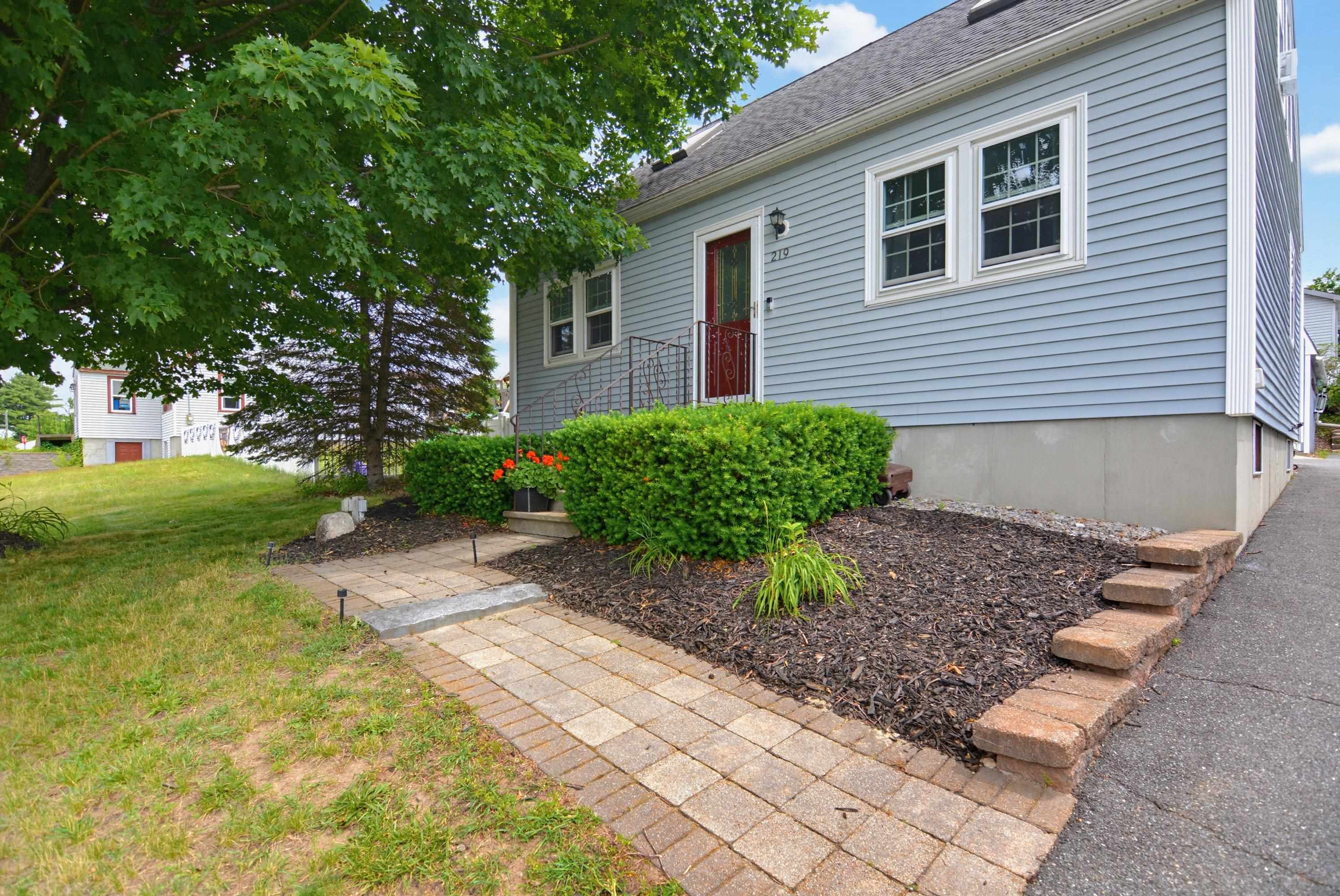 219 Rhode Island Avenue Manchester, NH 03104 - Photo 37 of 37