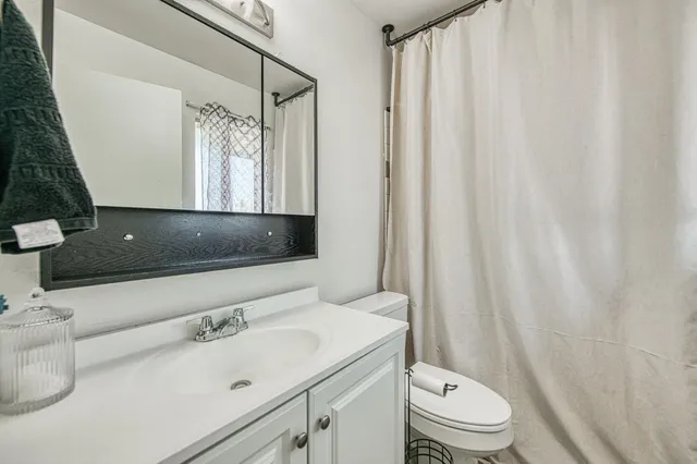 $212,000 | 4929 North Winery Circle, Unit 110, Fresno, CA 93726