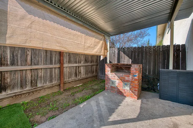 $212,000 | 4929 North Winery Circle, Unit 110, Fresno, CA 93726