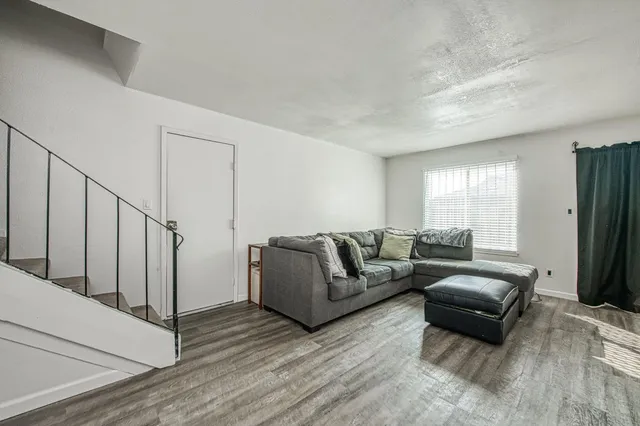 $212,000 | 4929 North Winery Circle, Unit 110, Fresno, CA 93726