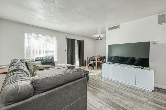 $212,000 | 4929 North Winery Circle, Unit 110, Fresno, CA 93726