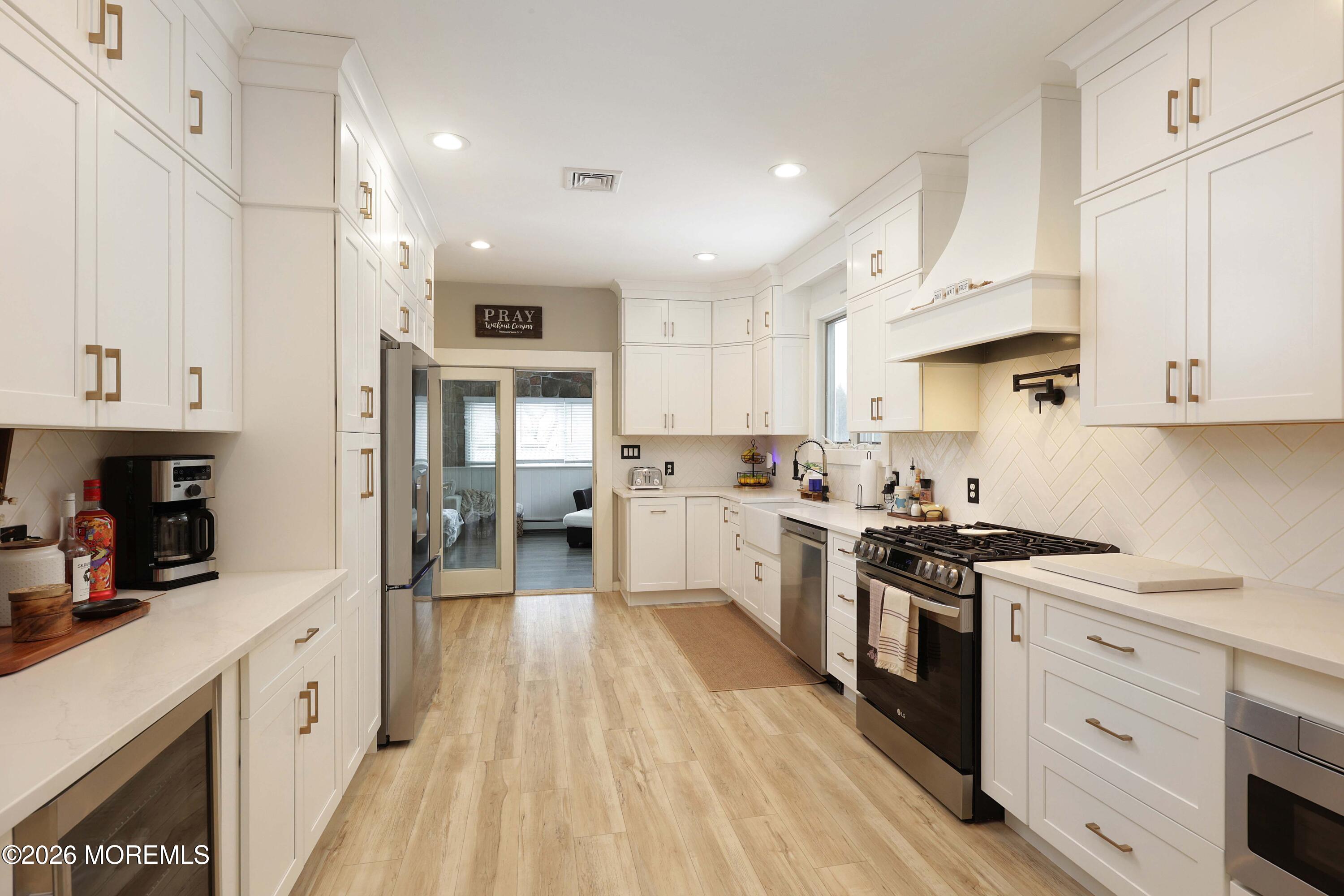 221 Georgia Road Freehold, NJ 07728 - Photo 12 of 47 758A3803