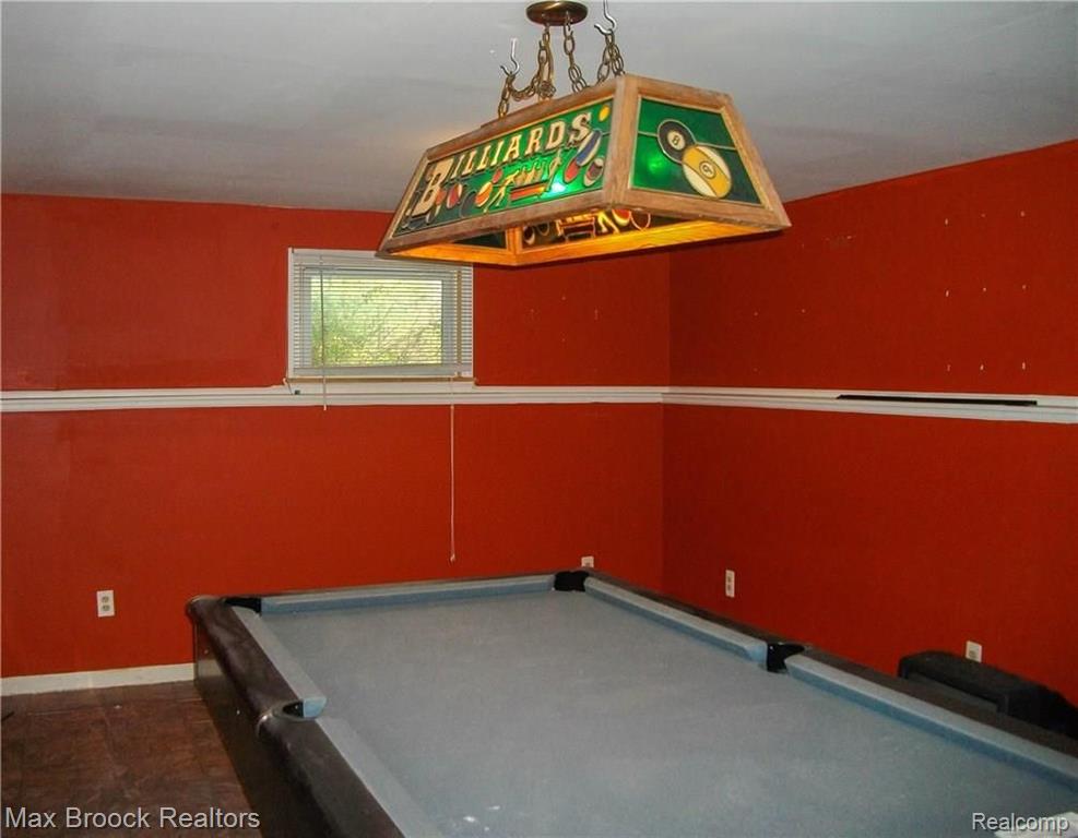 1602 Inverness Street Sylvan Lake, MI 48320 - Photo 20 of 34