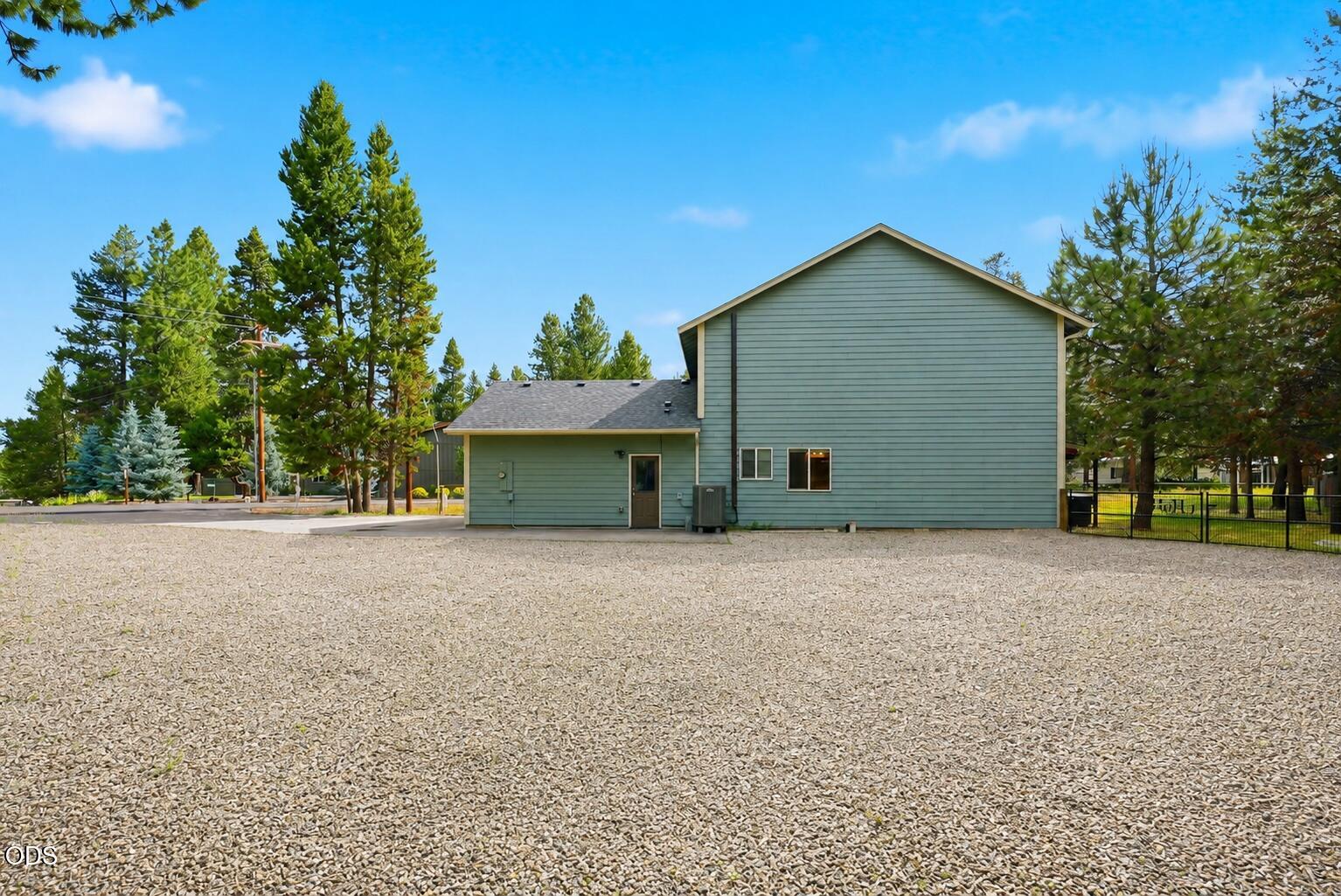 56058 Snow Goose Road Bend, OR 97707 - Photo 41 of 47