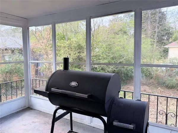 a outdoor view of a house with a outdoor space